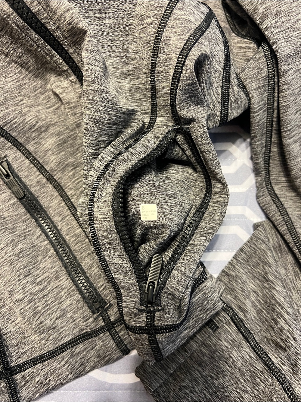 Lululemon Cropped Define Jacket - Picture 3 of 3